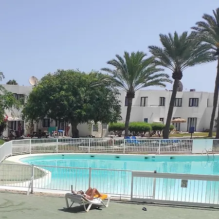 ゲストハウス Playa Centro 2 コラレホ